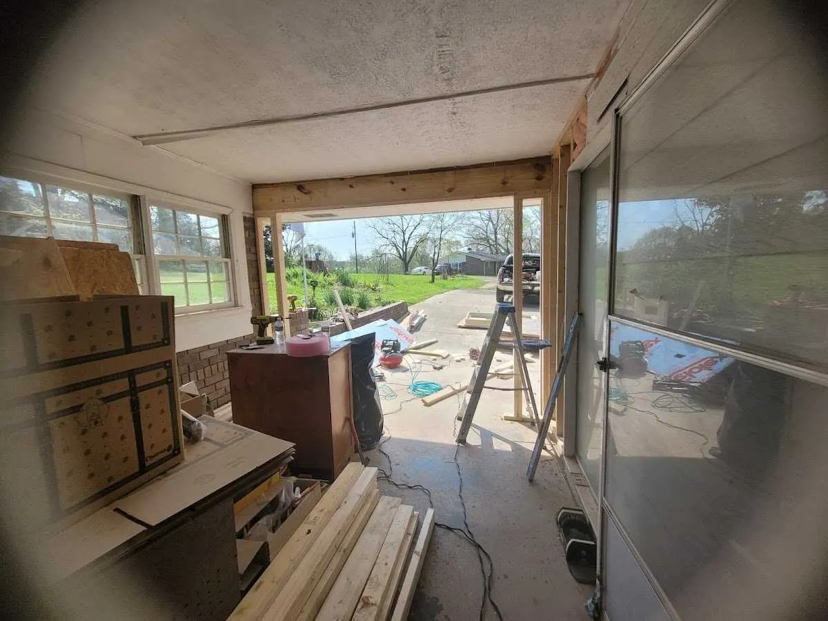 Air movers and dehumidifier for Drying & Dehumidification in Buffalo